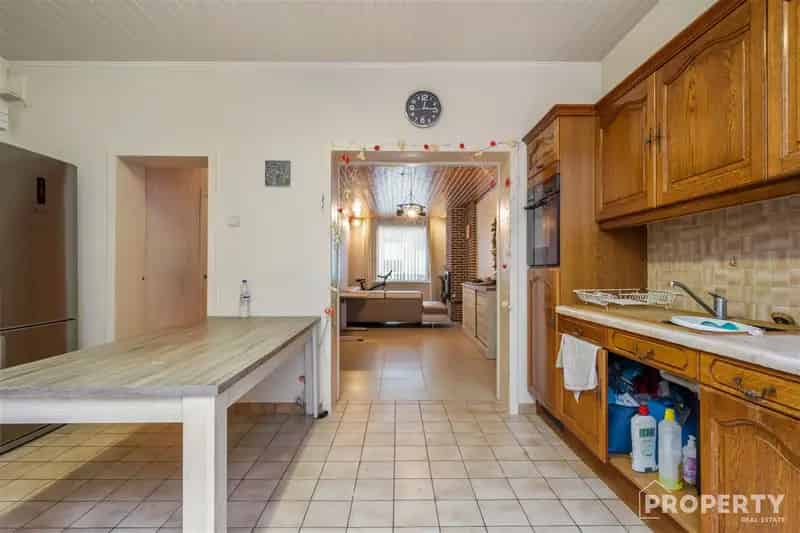 Huis te huur Kortrijk 3-4 slaapkamers tuin 179m²