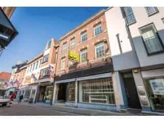Handelspand te Koop Halle - Winkel Kantoor Horeca Appartement