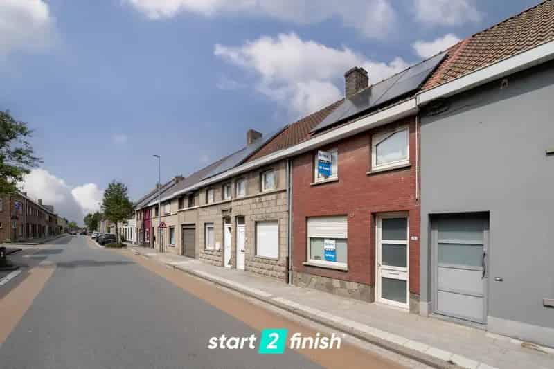 Huis te koop Eernegem: Instapklare woning met tuin