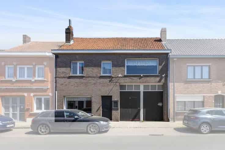 Huis Te Koop Heusden Centrum Te Renoveren Met Magazijn