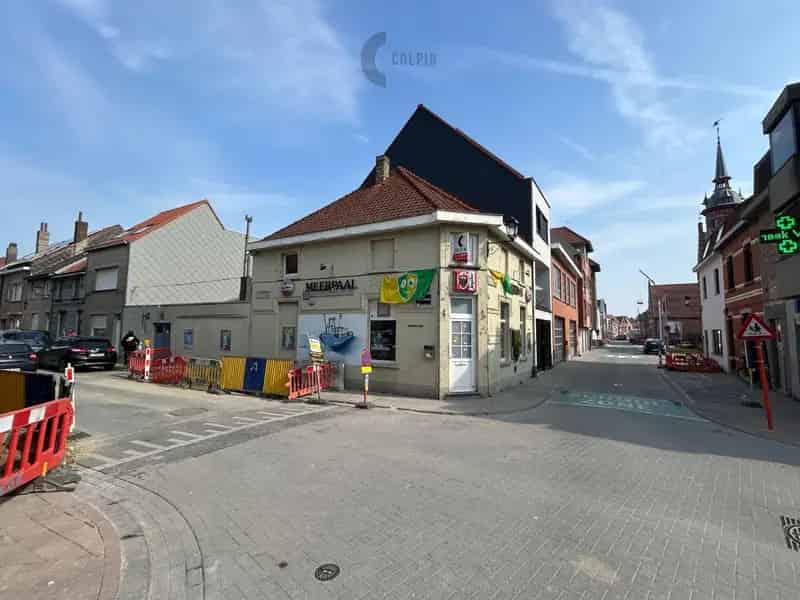 Hoekgebouw Heist Centrum Volledig Aanbod