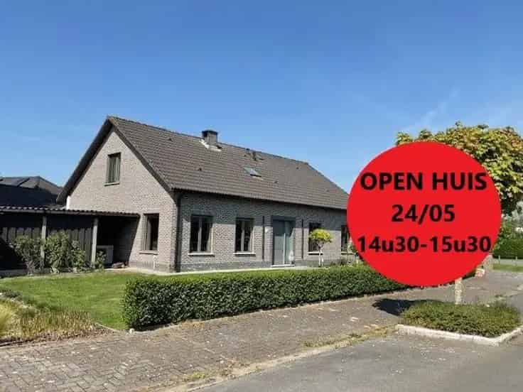 Villa te Koop Waasmunster Rustige Buurt Zwembad