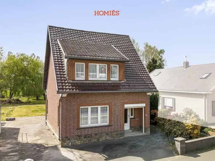 Huis Te Koop Te renoveren woning met prachtig verzicht