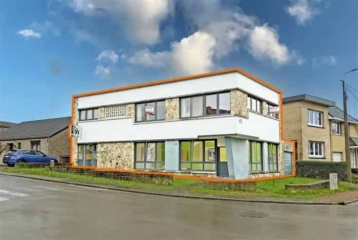 Huis Te Koop Beyne Heusay: Gerenoveerde Maison de Commerce