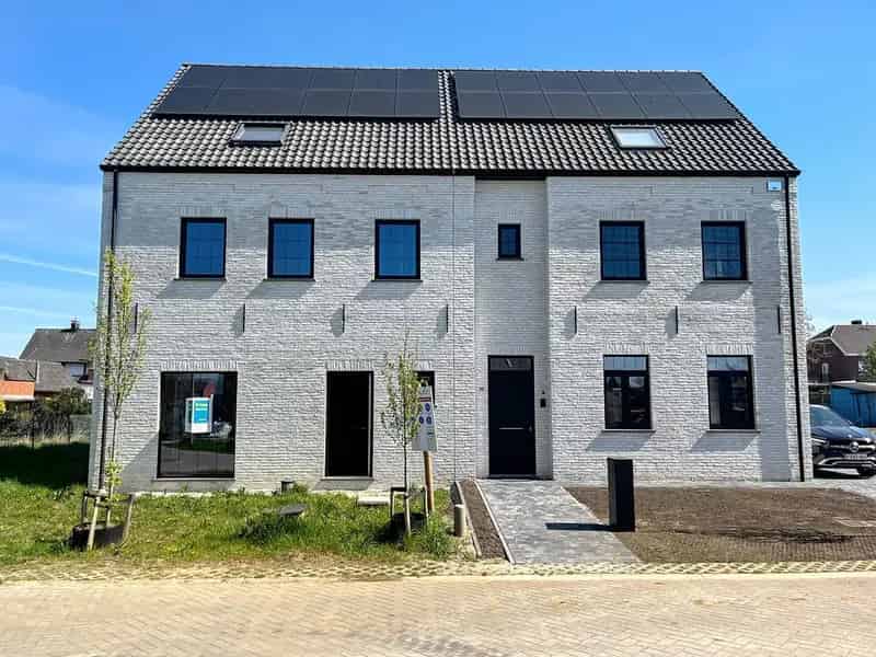 Herenthout HOB te huur 3-5 slaapkamers  Energieneutraal