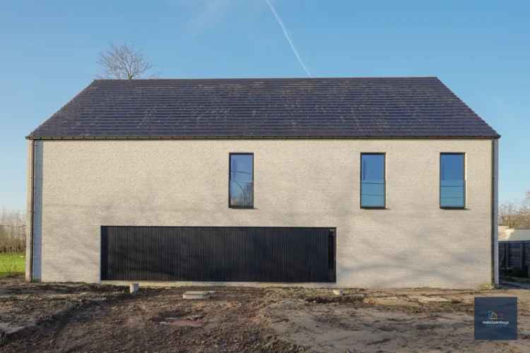 Huis te koop: Stijlvolle villa door architect Vervaet