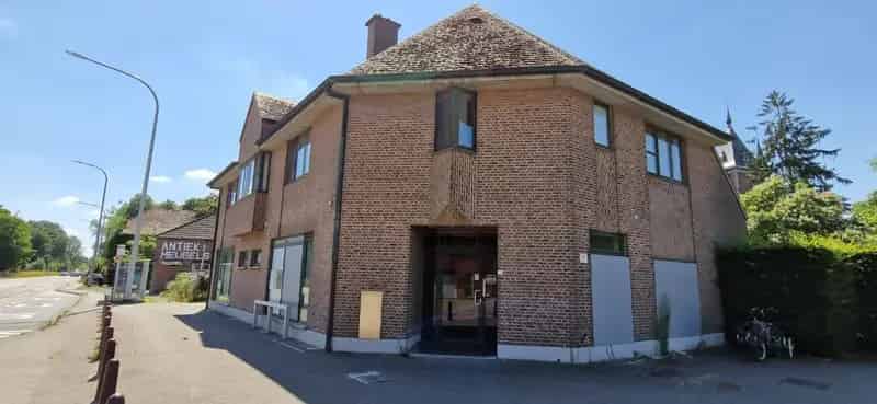 Handelswoning te koop Boutersem Centrum 696m²