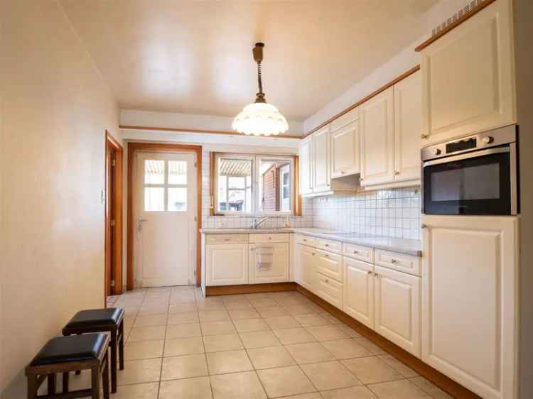 Ruime Gezinswoning 5 Slaapkamers Hechtel-Eksel