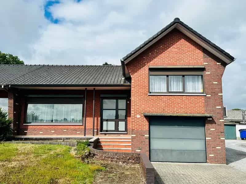 Ruime Splitlevelwoning te Koop 180m² 16 are