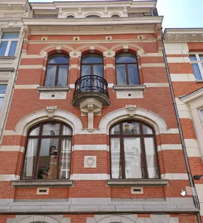 Herenhuis Te Koop 8 slaapkamers Etterbeek