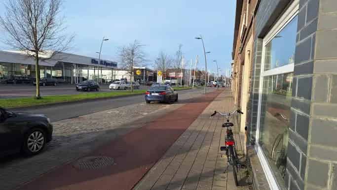 Handelspand te huur Westlaan Roeselare