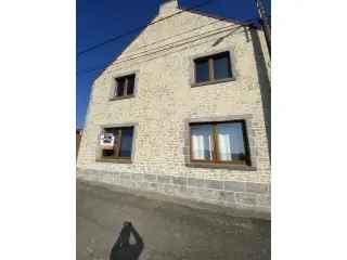 Huis te huur Mévergnies 205m² 3 slaapkamers garage
