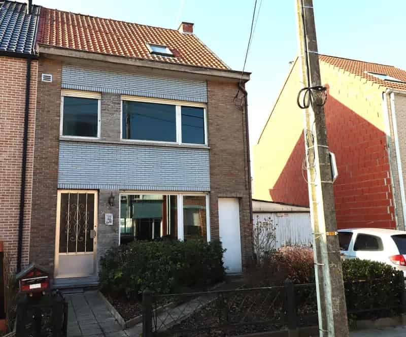 Te renoveren woning centrum Bornem