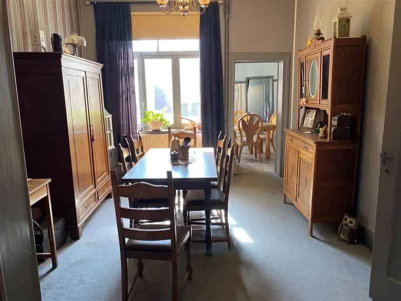 Huis te huur Sint-Truiden: Ruime stadswoning te renoveren