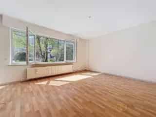 Appartement te koop Oudergem  65m² Privétuin Metro Pétillon