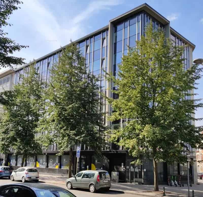 Kantoren te huur Anderlecht: 378m², gerenoveerd, Zuidstation