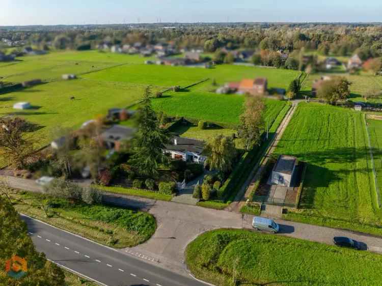 Gelijkvloerse woning met 3 slpkrs op perceel van 1638m²