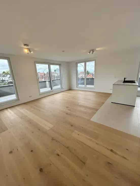 Penthouse Te Koop 3 slaapkamers  Terras 27m2  Luxe Afwerking