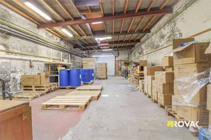 Magazijn te Huur Izegem 97m²