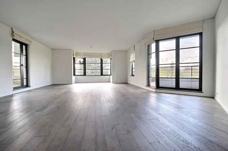 Luxe Appartement 186m2 Prive Park Vijver