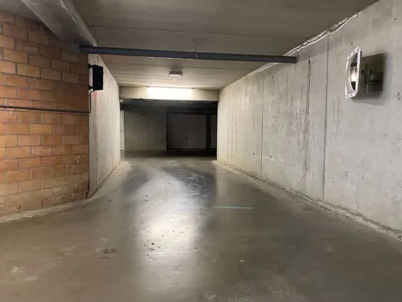Ondergrondse Garage te Koop