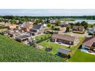 Huis te koop Meerle - Unieke gelijkvloerse villa met weids uitzicht