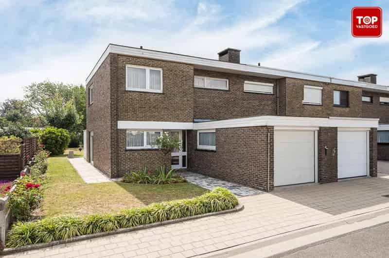 Huis te koop te Waregem: Te renoveren woning met potentieel