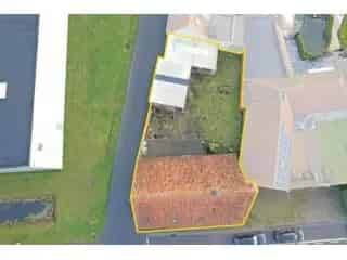 Huis te koop Hoogstade: Gezellige woning met tuin en garage
