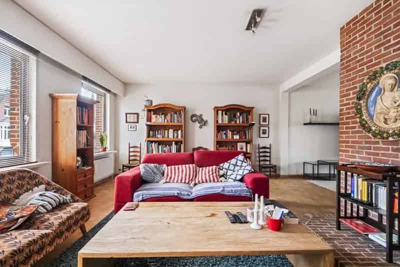 Ruim Duplexappartement 4 slaapkamers te Sint-Andries