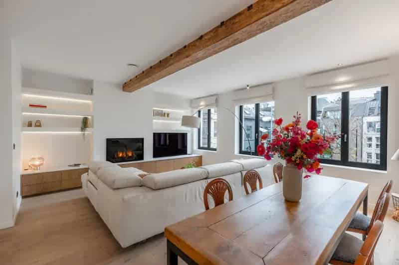 Luxe Penthouse Appartement te Huur met Terras Spa en Fitness