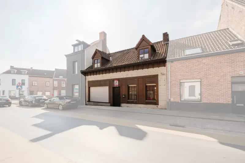 Huis te Huur Harelbeke: Opbrengsteigendom met Twee Woongelegenheden