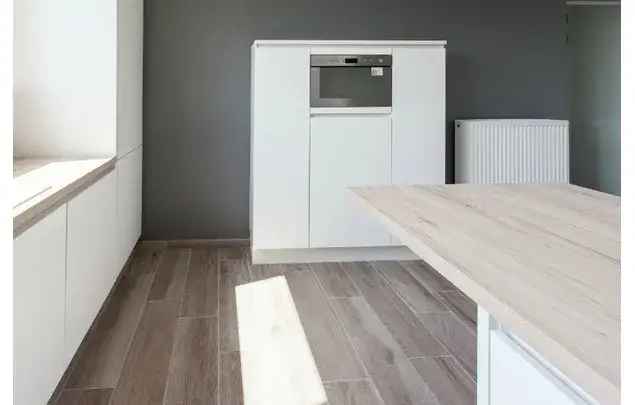 Huur 2 slaapkamer appartement van 80 m² in Ghent