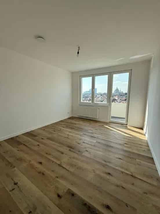 Appartement te Koop Schaerbeek 74m2 2 slaapkamers Balkon