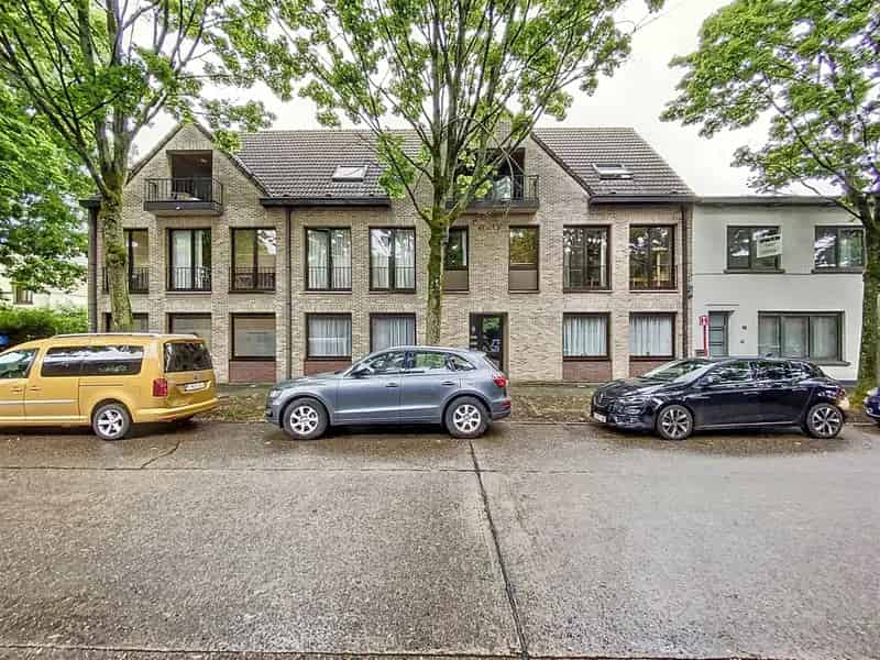 Duplexappartement te koop Brasschaat - Instapklaar met terras en lift
