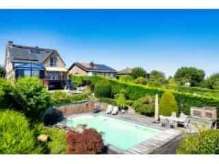 Huis te koop Oupeye - Villa 376m² met zwembad en tuin