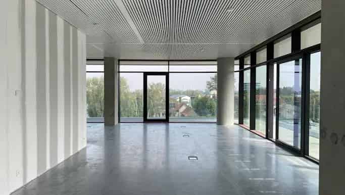 Kantoorruimte te huur Roeselare Westwing Toren 278m2