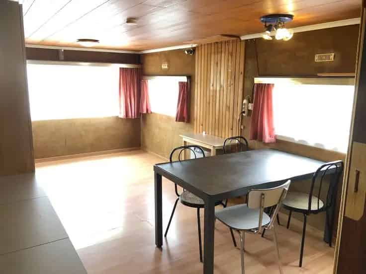 Bungalow Te Koop met Tuinhuis en Tuin