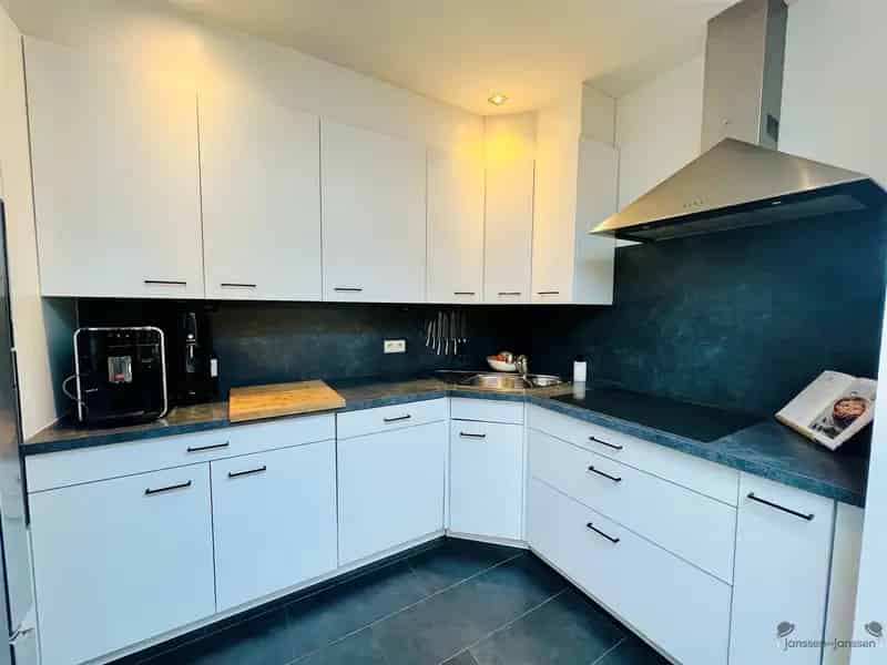 Gerenoveerde Rijwoning 3 Slaapkamers Tuin