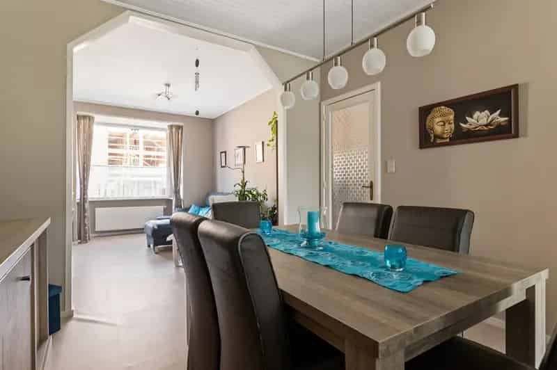 Te Koop: Instapklare woning 3 slaapkamers Deurne