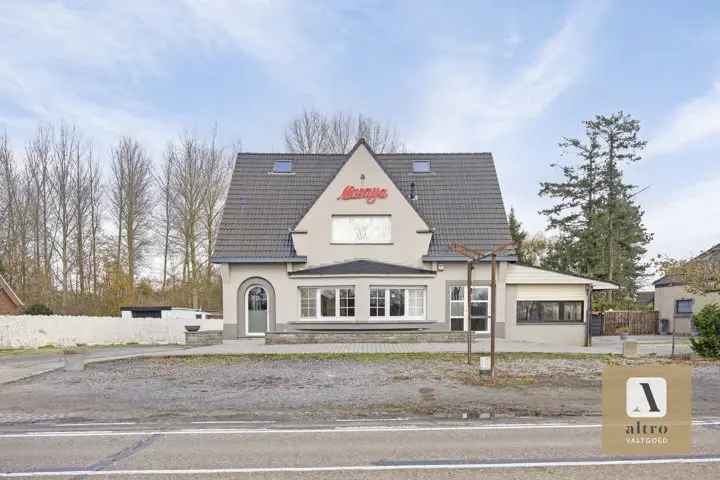 Kantoor te Koop in Herent: Handelspand met Appartement