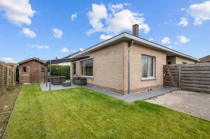 Huis te huur Gistel: Rustige open bebouwing nabij scholen en centrum