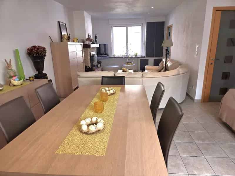 Centraal Gelegen Vernieuwde Woning met Zonneterras