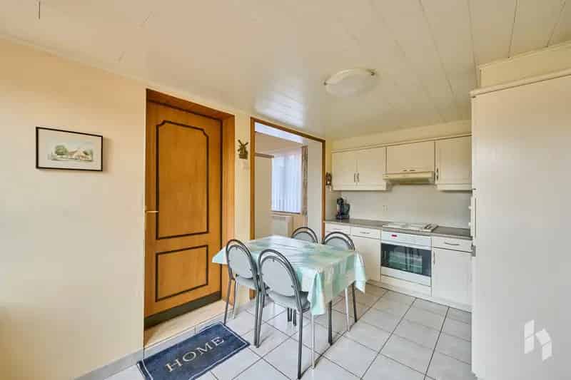 Huis te huur te renoveren 3 slaapkamers 1100m²