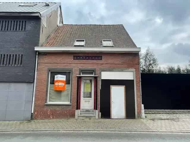 Renovatierijpe woning Lauwe:  Zuidgericht perceel 140m2