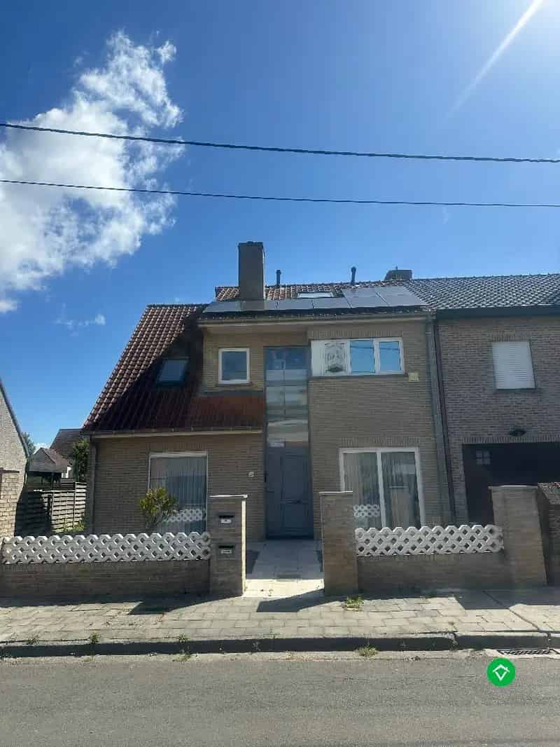 Appartement te huur Eernegem 3 slaapkamers terras