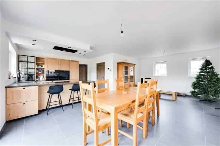 Nieuwe Open Bebouwing 3 Slaapkamers Bellefontaine