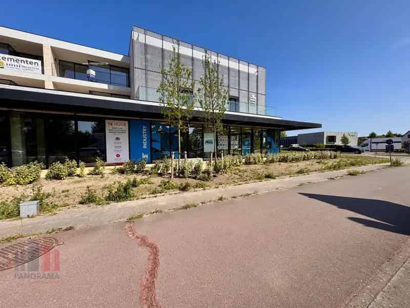 Handelspand te huur Otax Veurne Nieuwbouw 651m²