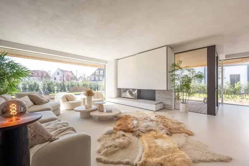 Prachtige nieuwbouwvilla in Duinenwater met ideale zonoriëntatie.