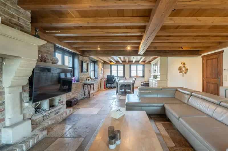 Villa te koop Ruddervoorde 5 slaapkamers paardenstallen