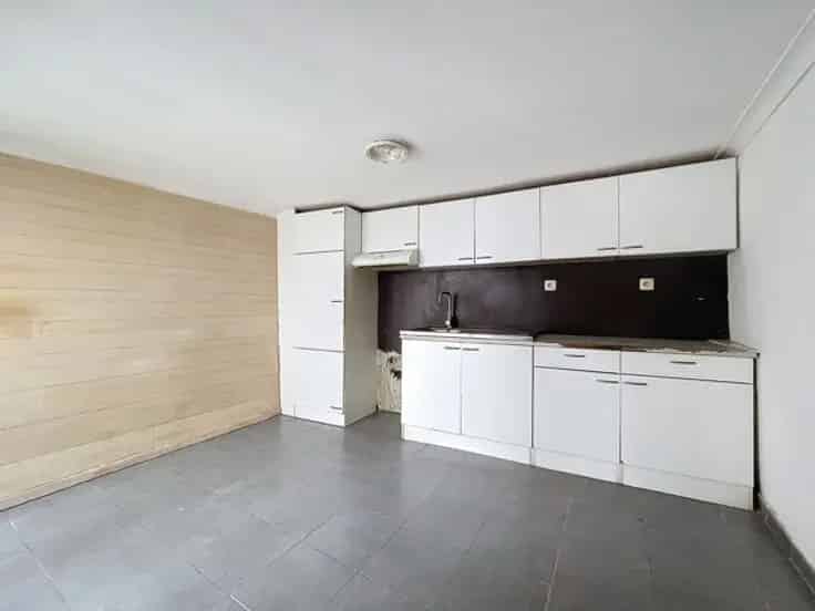 Huis Te Koop Tienen: Starterwoning nabij station